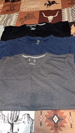 6 Men's Crew Neck T-Shirts Bundle