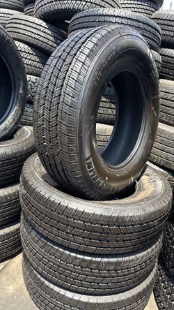 245/75R17 Michelin vedo 4 llantas con 95% de vida