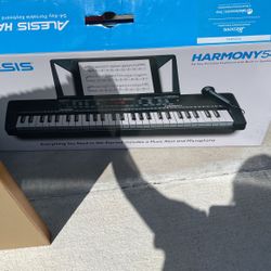 54 Key Portable Keyboard With  Built In Speakers