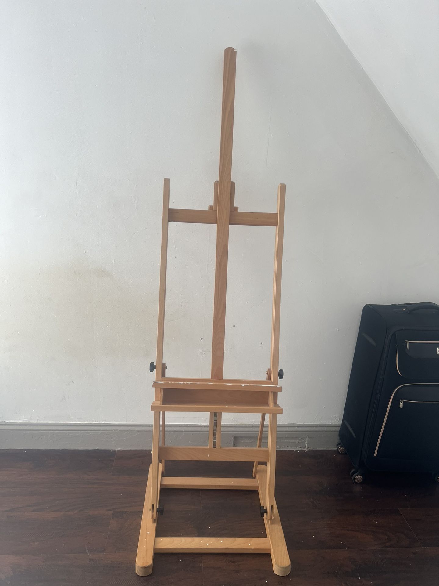 Wodden Art Easle