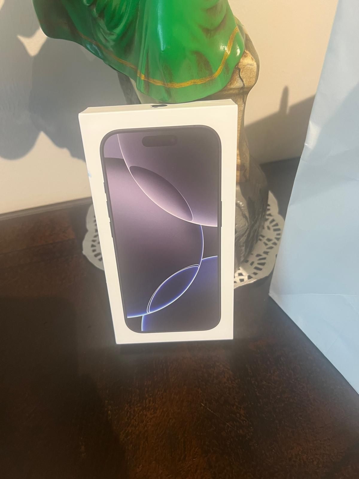 iPhone 16 Pro 256 GB Brand New In Box 