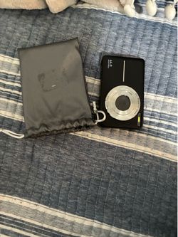 Pocket Digital Camera Black with Battery