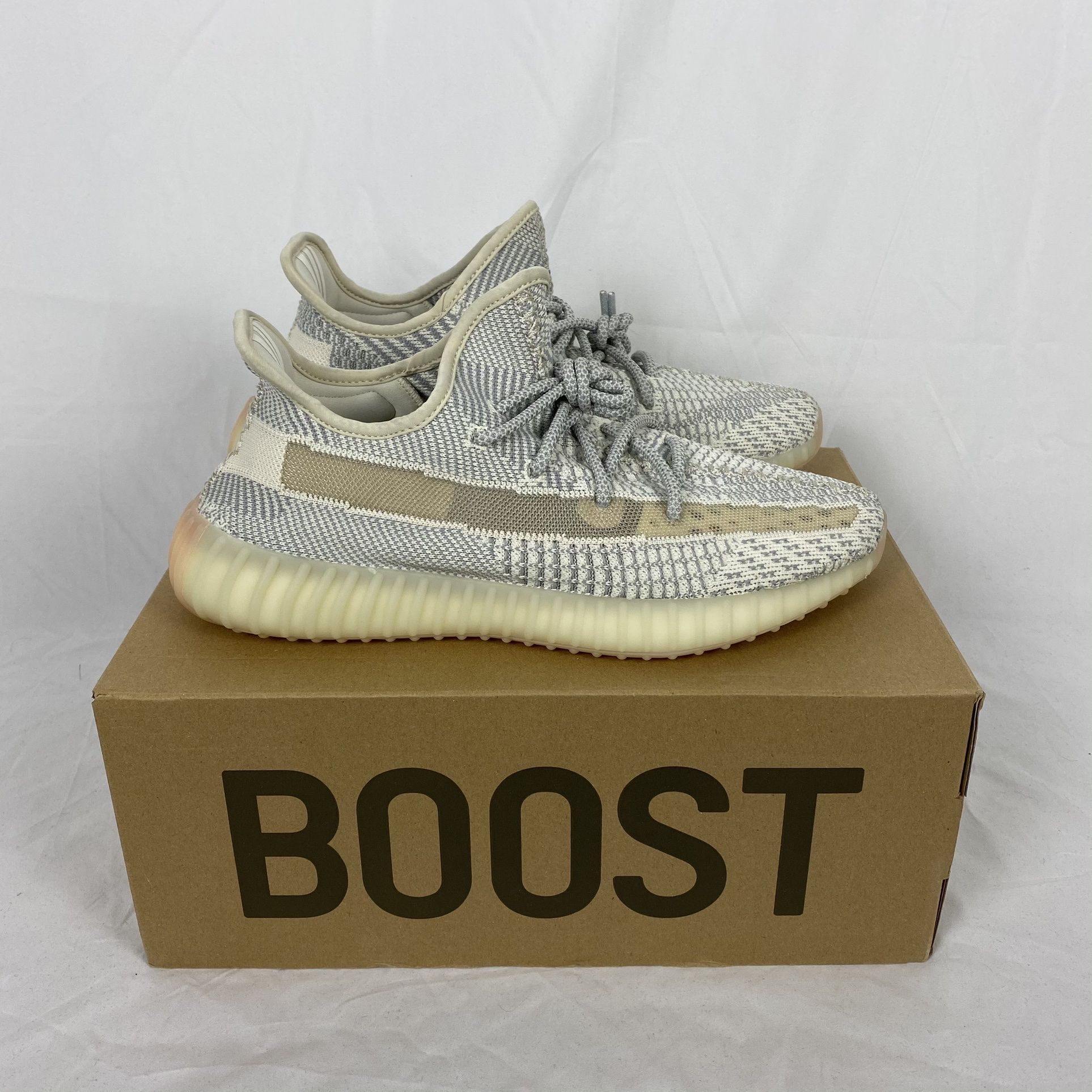 DS Yeezy Boost 350 v2 Lundmark