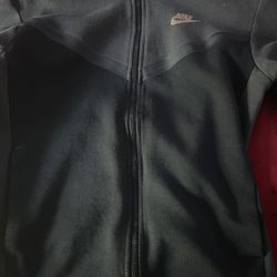 Nike tech hoodie