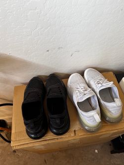 Nike Air Max 270 Sneakers – 2 Pairs