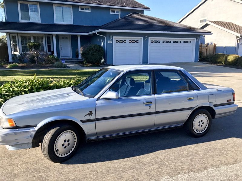 89 toyota camry, great commuter, gas saver