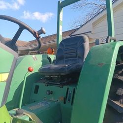 John Deere tractor 1997 - 131 hours.
