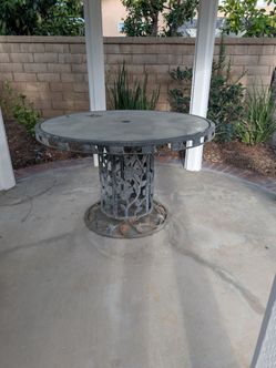 FREE 4 ft patio table and chairs