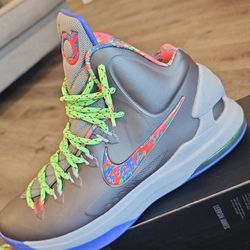 Nike KD V 5 Splatter Energy shoes - size 10 Men's

Nike