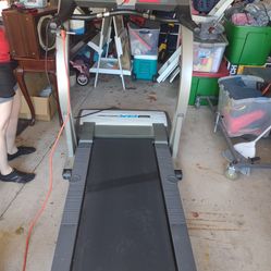 Treadmill 