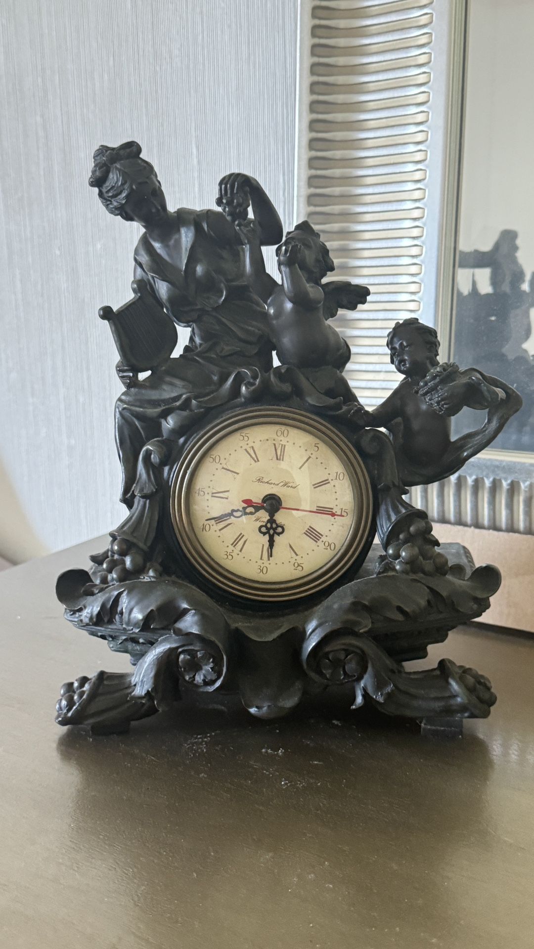 antique o’clock