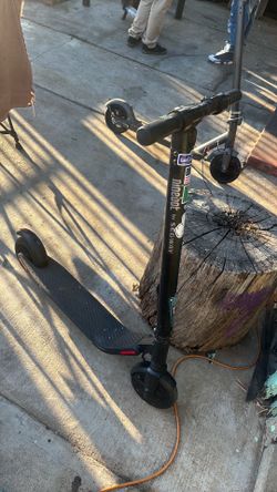 Electric scooter