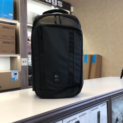 Peter McKinnon 35L Camera Backpack