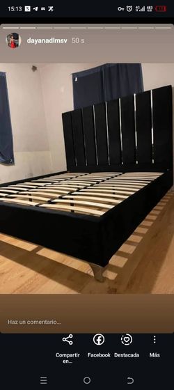 I am selling a Queen Size Bed 