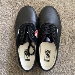 Vans Customs Authentic Wide Men’s 10.5 Black Suede/Leather