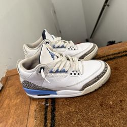 Jordan 3 UNC Size 9