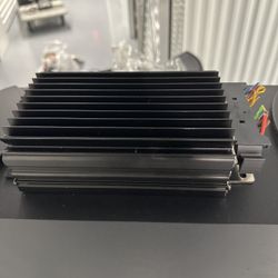 2007 porsche bose power amp ( WORK PERFECTLY)