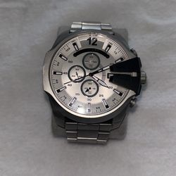 Diesel watch size 8