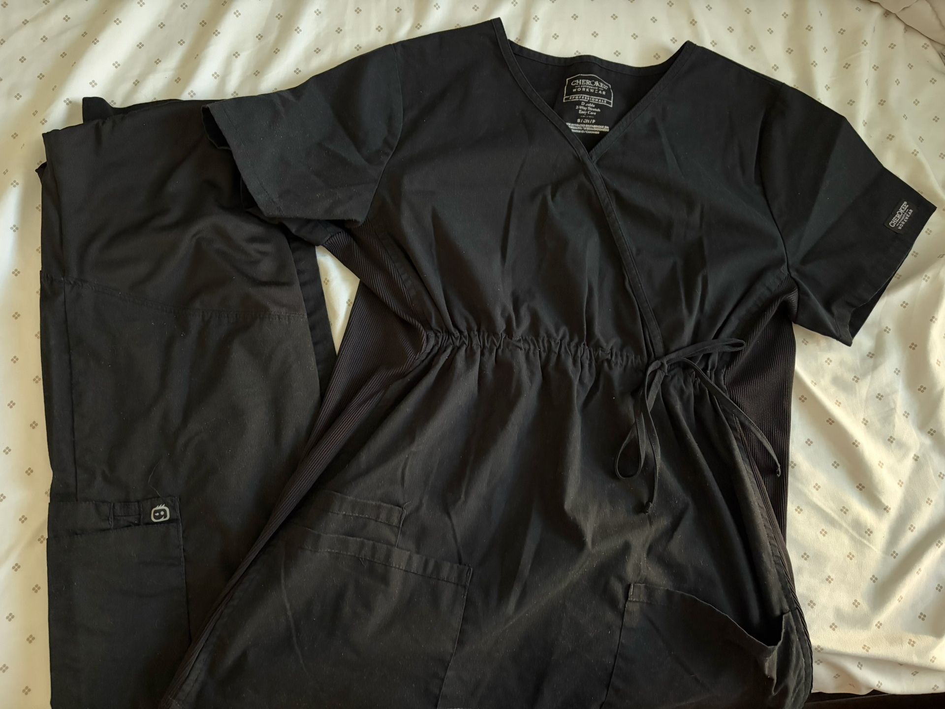 Maternity Scrubs (S)