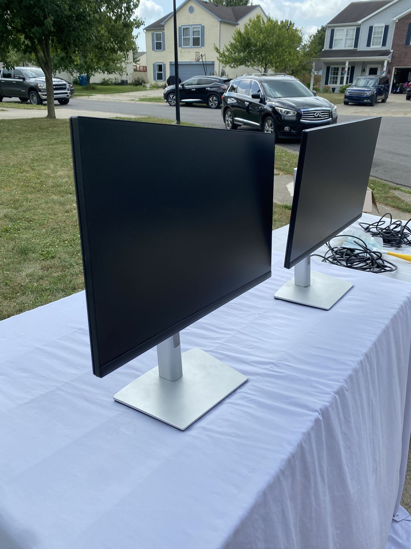 Dell Monitors