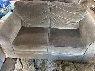 FREE Sofa & loveseat (NO STAINS-Bad photo)