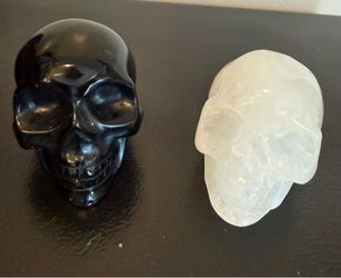 Crystal Skull Set – Black Obsidian & Clear Quartz Skulls