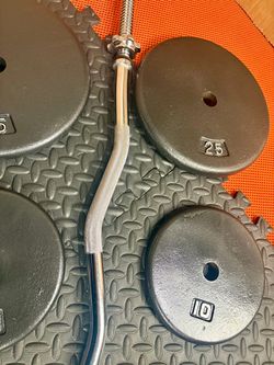 Steel Standard Curl Bar W/Weight Plates: 25s, 10s and 5s ponders. 94# Brute W.