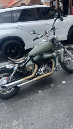 Honda Shadow 750