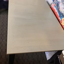 Dinning Table 