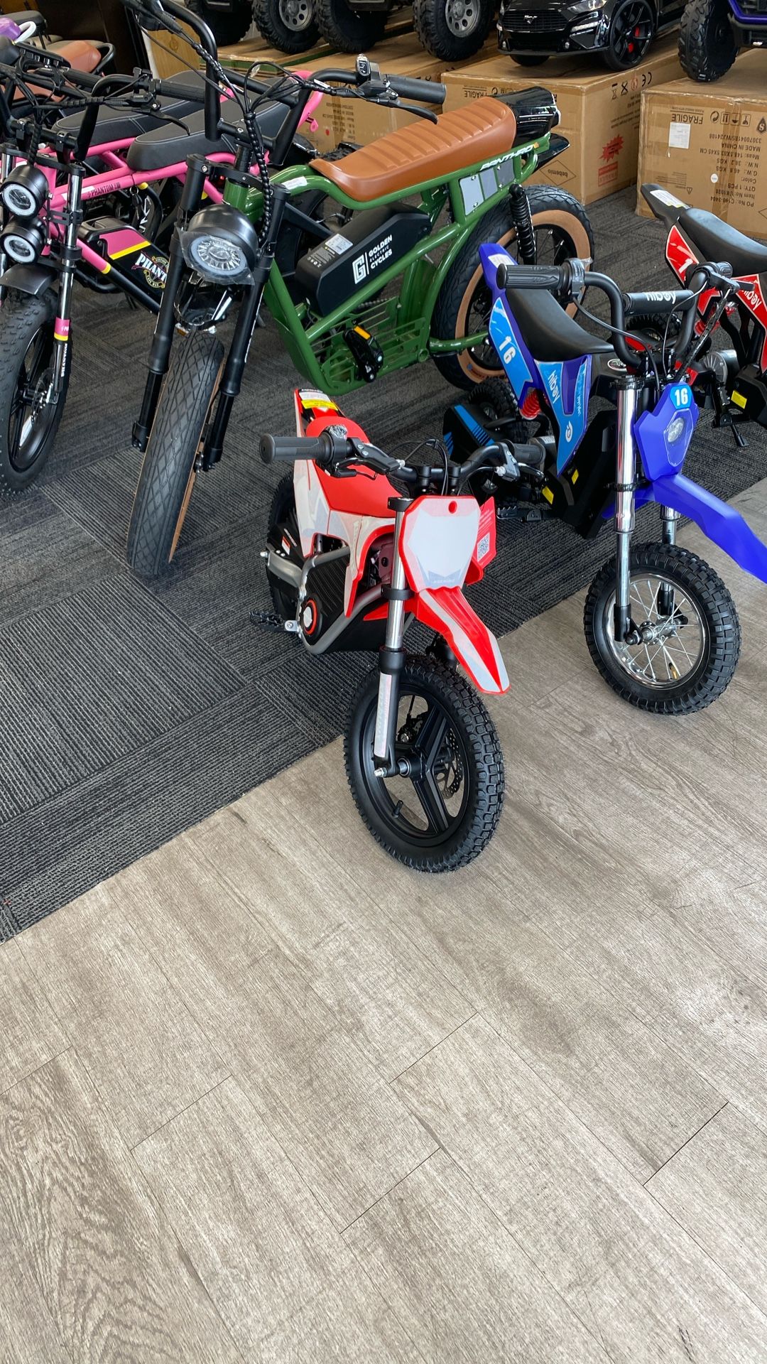 MX350 Dirt Rocket eBike 350w/36v (19mph/12 Mile Battery Range) 110lbs