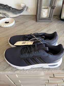 Men’s Adidas blue size 10