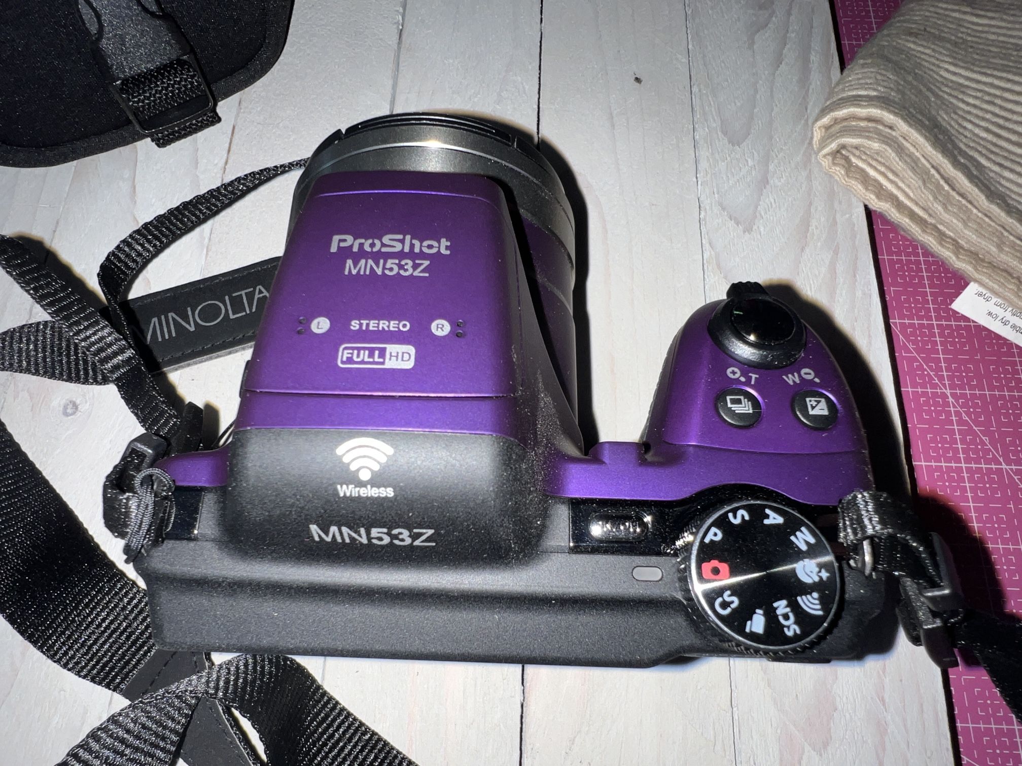 Minolta deals ProShot MN53Z- Purple