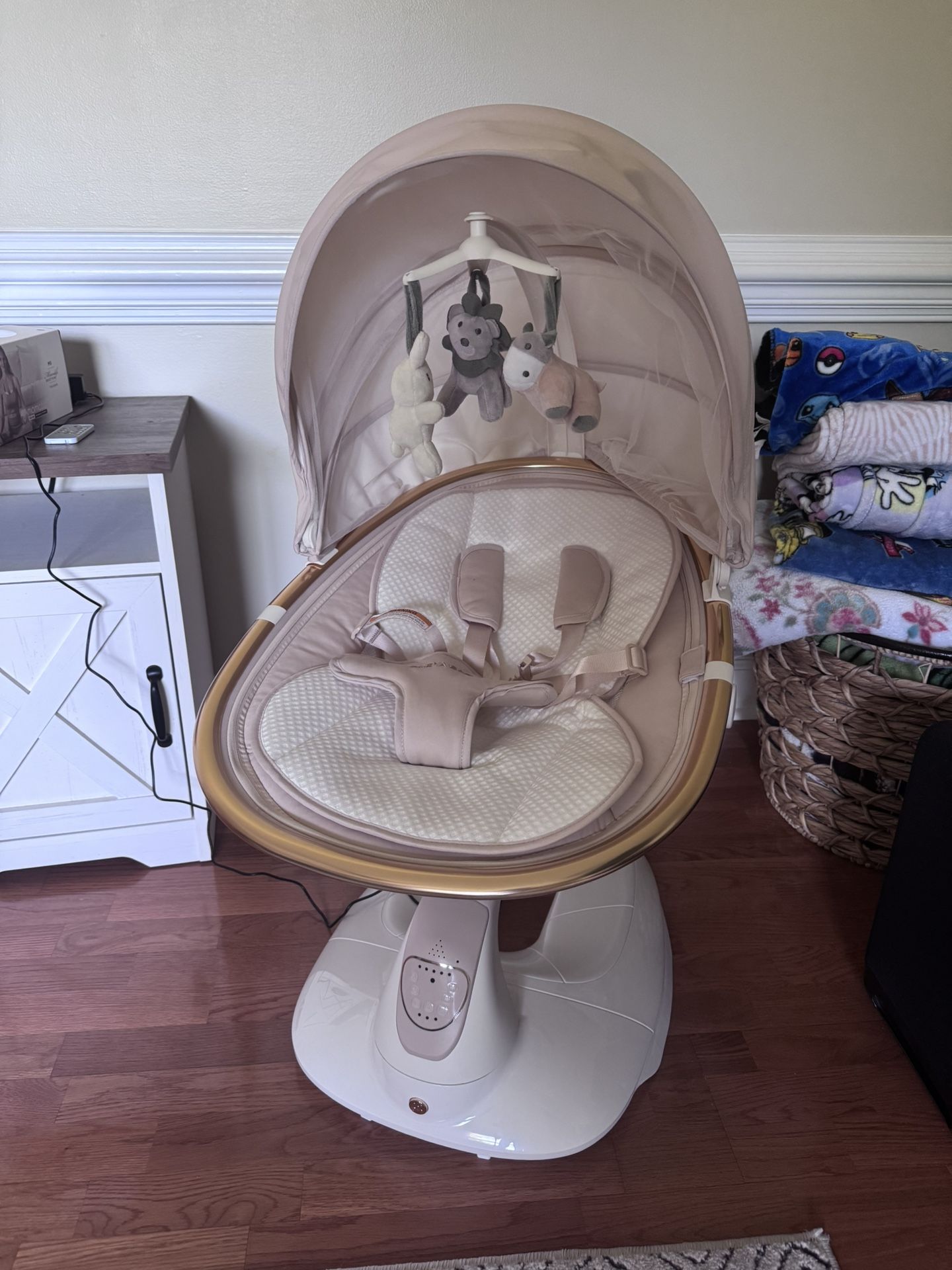 Oneya Baby Swing