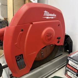 Milwaukee 14 In. 15a Abrasive Cut-Off Machine