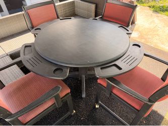 Poker/Game table with chairs