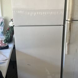Hot Point Fridge