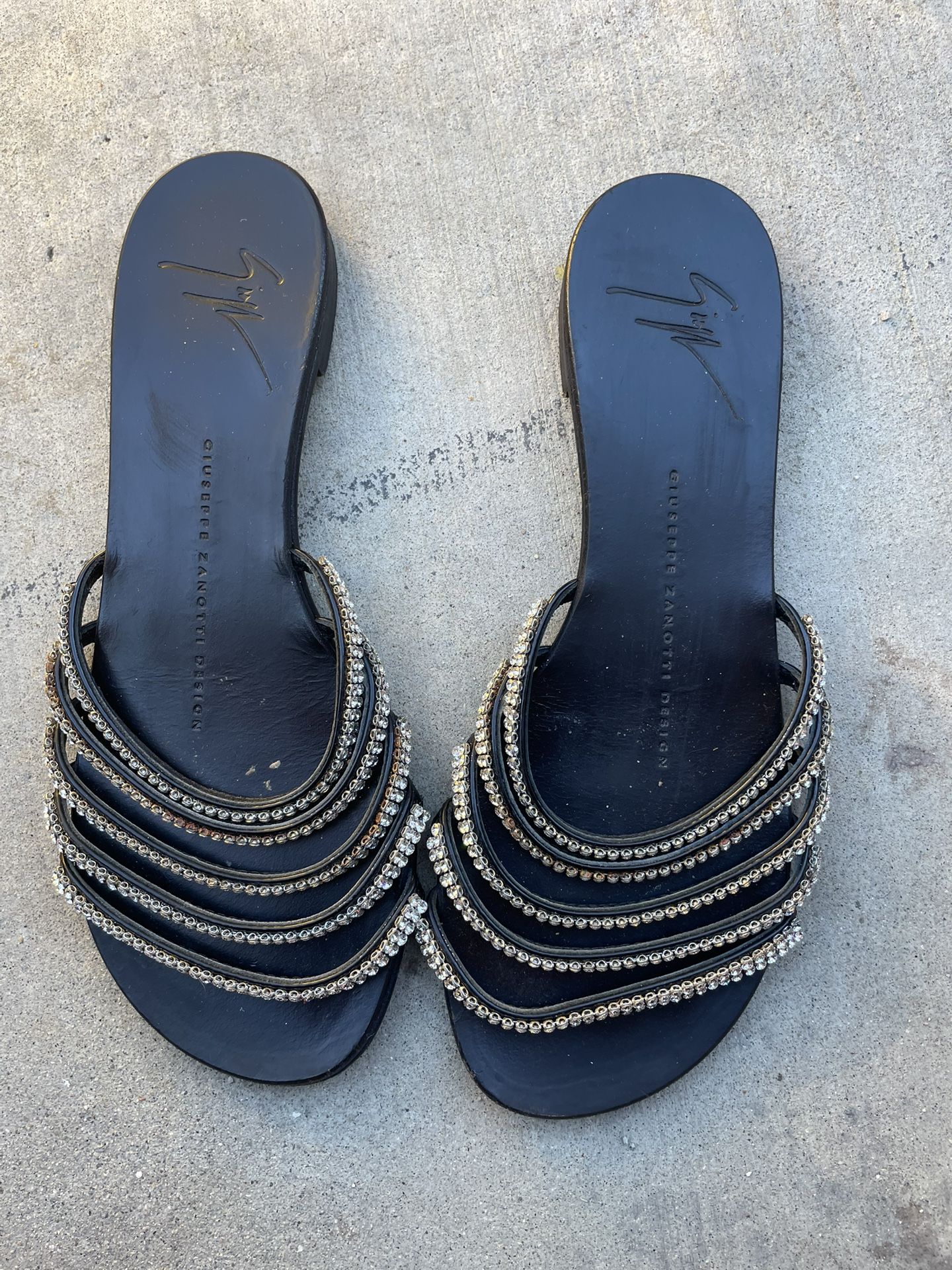 Giuseppe zanotti design sandals made in Italy size 35