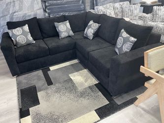 BLACK SECTIONAL