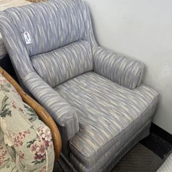 Armchair With Ottoman