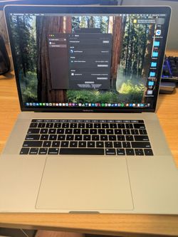 2019 Apple MacBook Pro 15" - 2.6GHz 6-Core i7 / 16GB RAM / 250GB SSD - macOS Sequoia