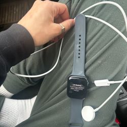 Apple Watch SE (2024 Model) 