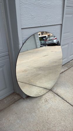 Round Mirror