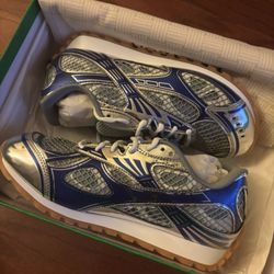 Bottega Veneta Size 10