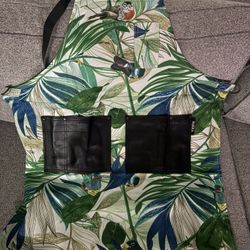 Pukka Apron Leather Green