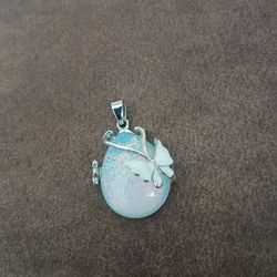 Butterfly neckless charm