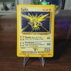 Holo Zapdos DMG