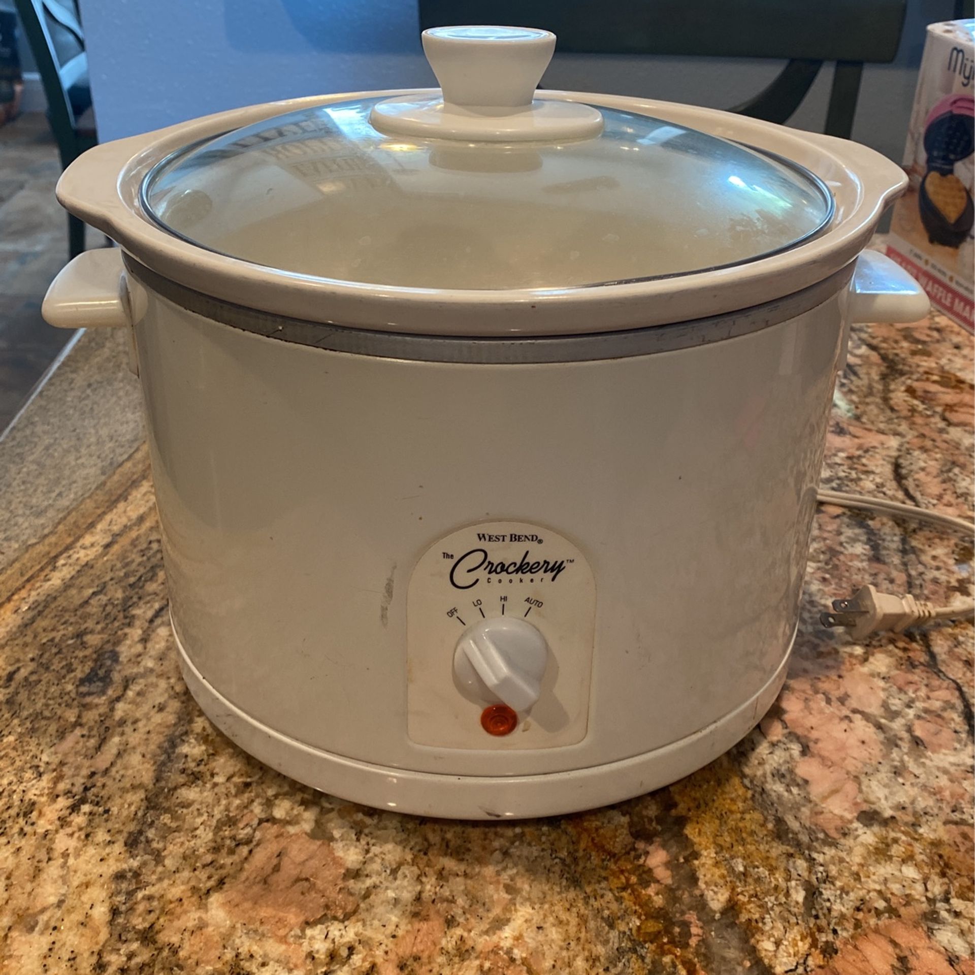 Vintage West Bend 6 Qt Slow Cooker