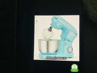 BLUE STAND MIXER, EQUIPPED WITH BEATER, DOUGH HOOK AND FLAT MIXING PADDLE