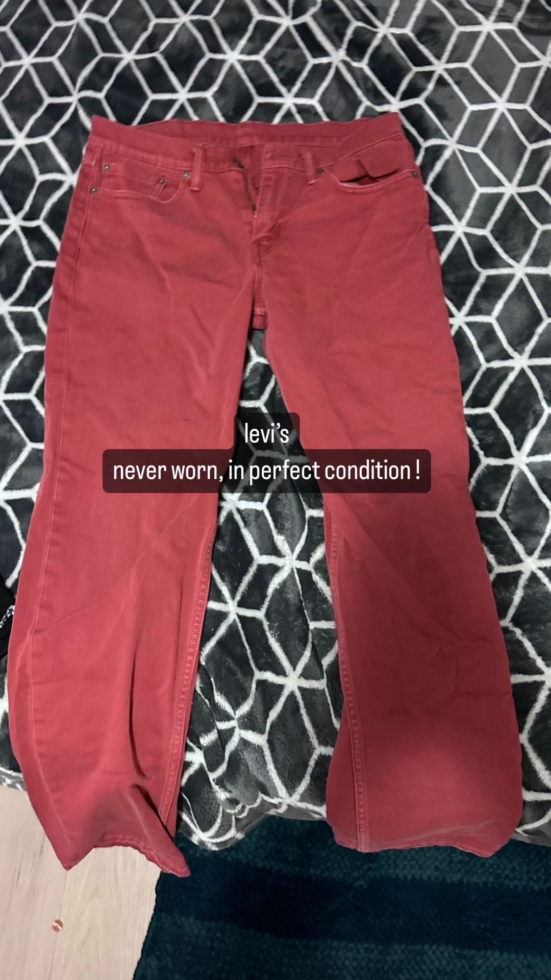 levi jeans, red/pink, size 32 men