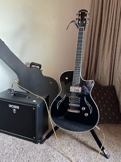 Taylor T3 hollow body guitar